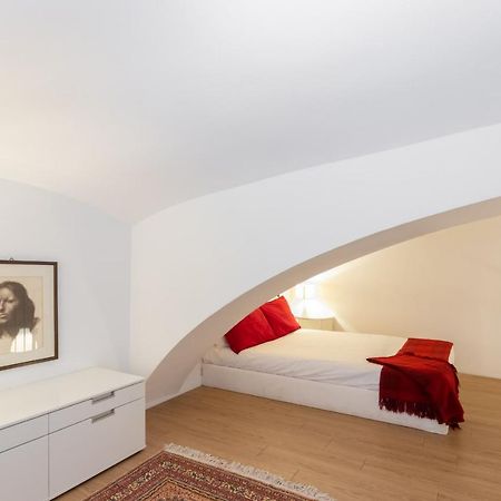 Charming Studio Near Piazza Castello By Wonderful Italy Турин Екстер'єр фото